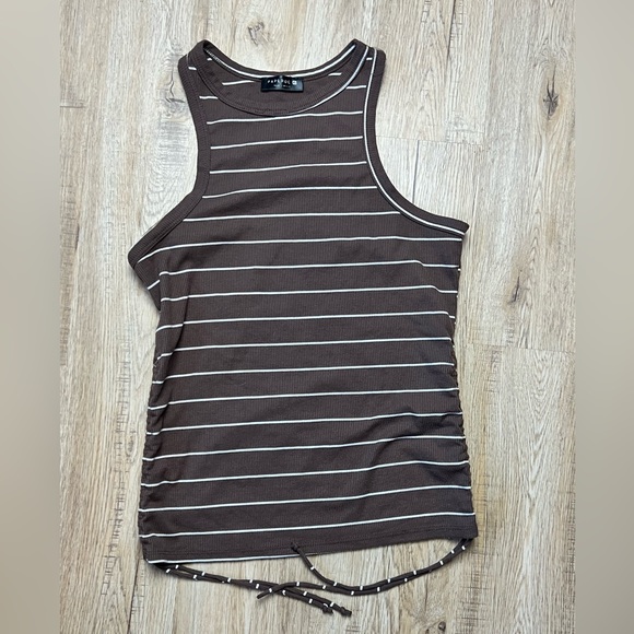 Cropped shirt - Picture 4 of 4